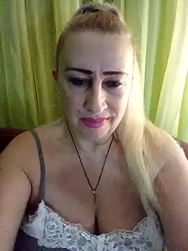 Esenia505's cam snapshot