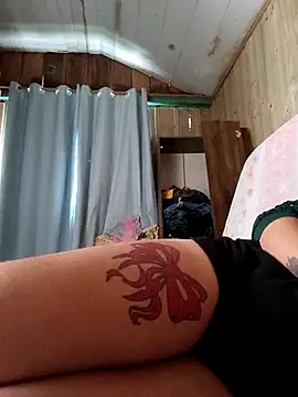 ruiviinhaah's cam snapshot