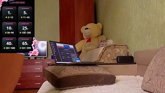 Dark_Diamond8's cam snapshot