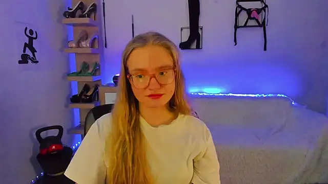 NancyHottie's cam snapshot