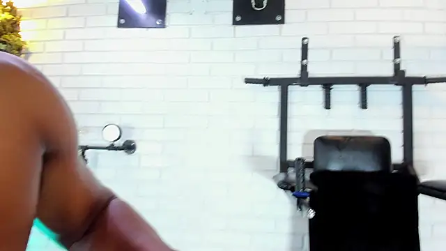 ItaloMoore's cam snapshot