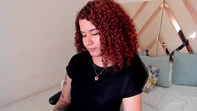 avrilwaynee's cam snapshot