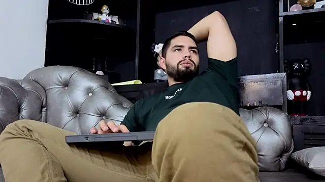 matteosantos live sex cam