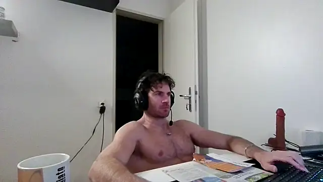 alpha-hunk's cam snapshot