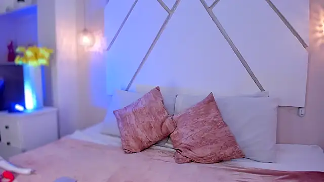 isabellashine's cam snapshot