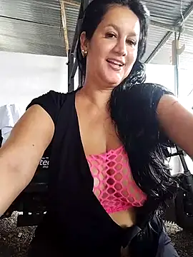 keilymadam's cam snapshot