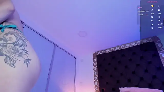 EmmaaCastro's cam snapshot