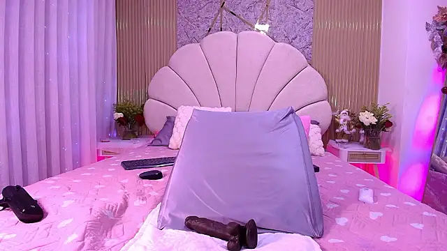 aisha_sh's cam snapshot