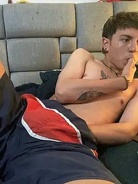 NaytonFreeman's cam snapshot