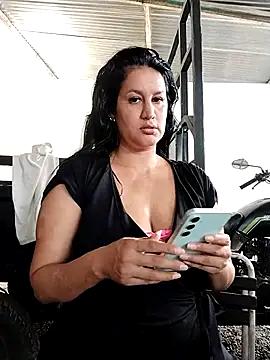 keilymadam's cam snapshot