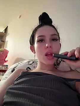 SofiaLaLight's cam snapshot