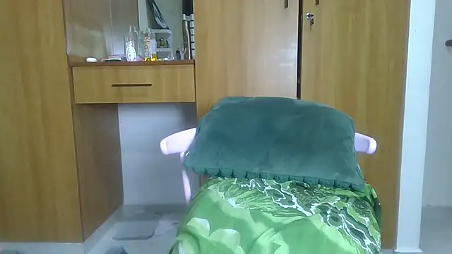 Fine_assie's cam snapshot