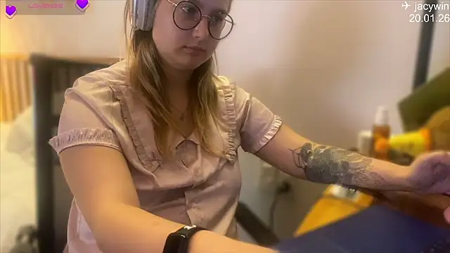 JacyWinslat's cam snapshot