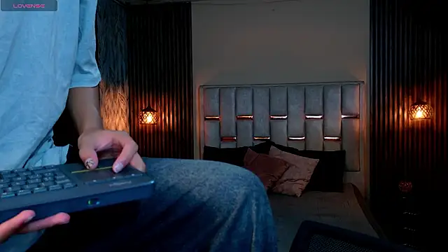 Christopher_77 live sex cam