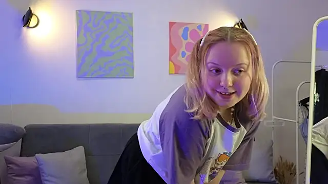 RoseThomas_'s cam snapshot