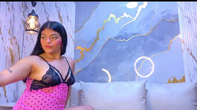 NIKIBUNNY's cam snapshot