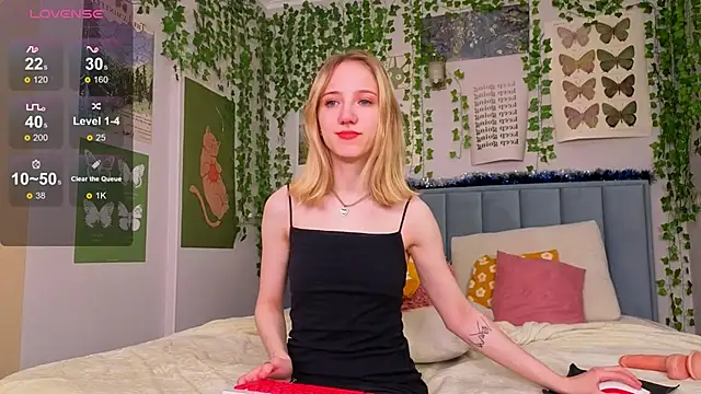 EmmaNovak's cam snapshot