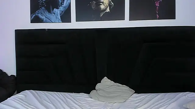 BellaRoux1's cam snapshot