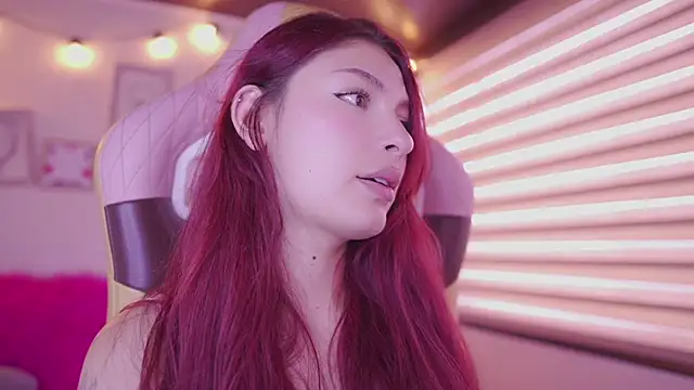 Rebecah_1's cam snapshot