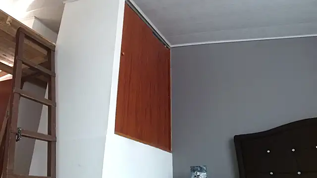 Emilia_1995's cam snapshot