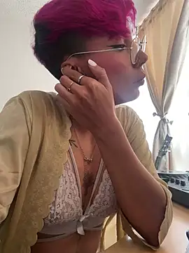 MiaMorgan_'s cam snapshot