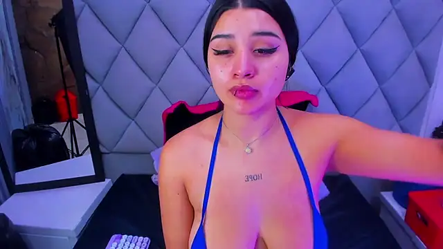 venusowen_'s cam snapshot