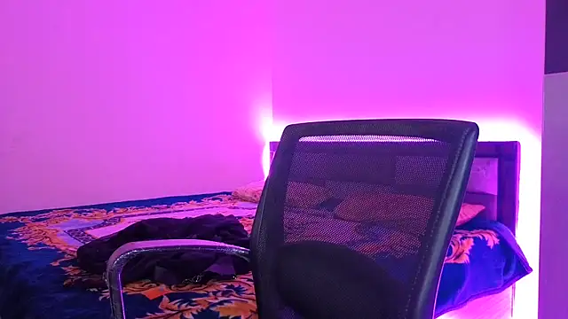 BABY_RANI_'s cam snapshot