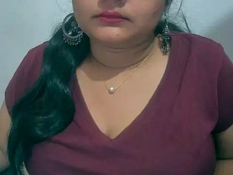 Saniya_K's cam snapshot