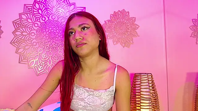 BellaBlazze's cam snapshot