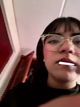 AngieRousse_'s cam snapshot