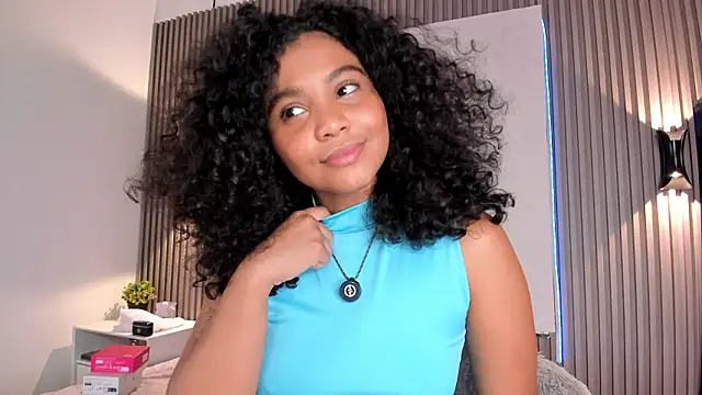 Zafiiraa's cam snapshot