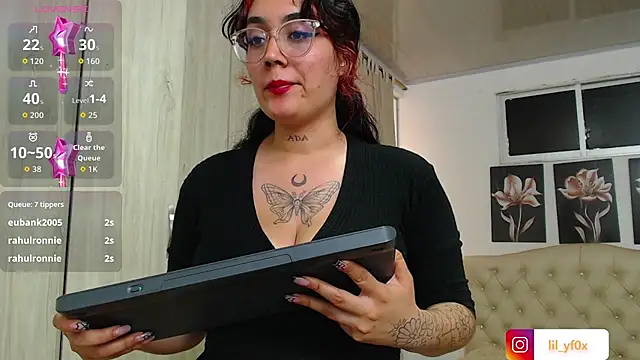 lily_f00x's cam snapshot