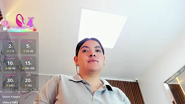 NAHOMIROSSE's cam snapshot