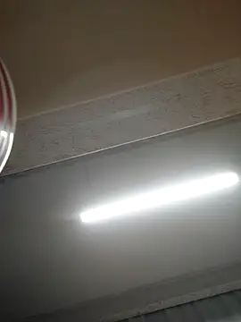 HellaryTourent's cam snapshot