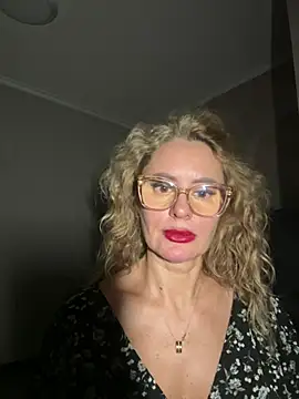 Tania201243's cam snapshot