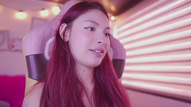 Rebecah_1's cam snapshot