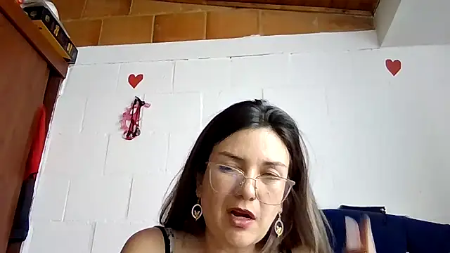 princessbella93's cam snapshot