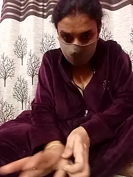 Gullapi live sex cam