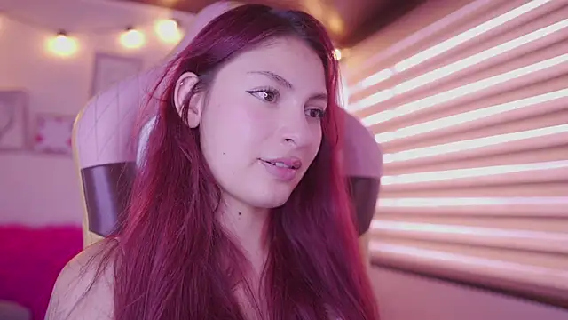 Rebecah_1's cam snapshot