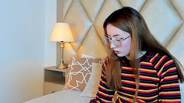 danielamilles's cam snapshot