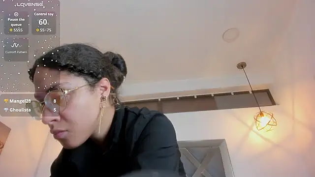 Hanna_Cornee_'s cam snapshot