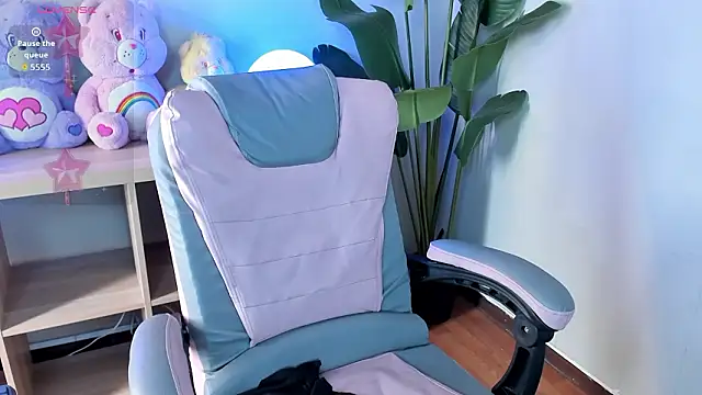 Mystic_blue's cam snapshot