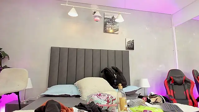 kendra_london live sex cam