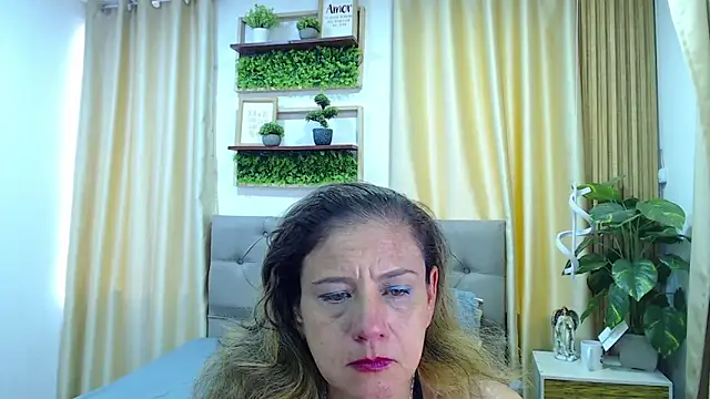 sasi_luna's cam snapshot