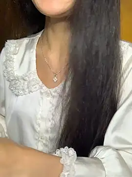 Nhinhi18's cam snapshot