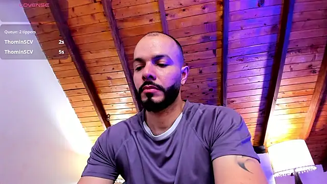 Tom_Bailey live sex cam