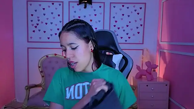 stephania_t's cam snapshot