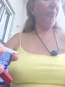 MILEIDE980's cam snapshot