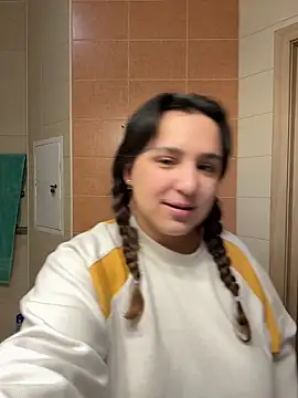 luisa_moore's cam snapshot