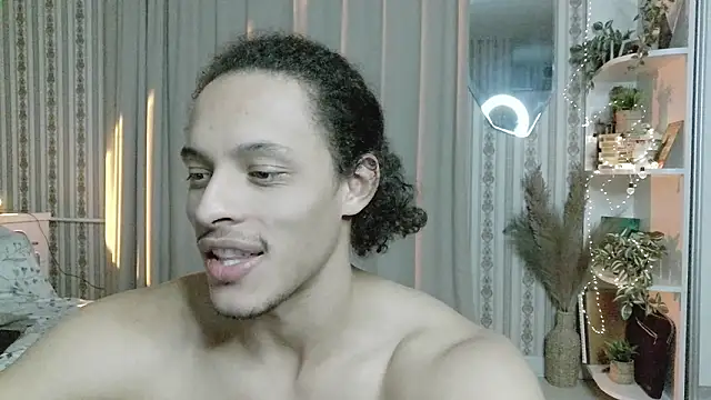 Marinaxmonroe live sex cam